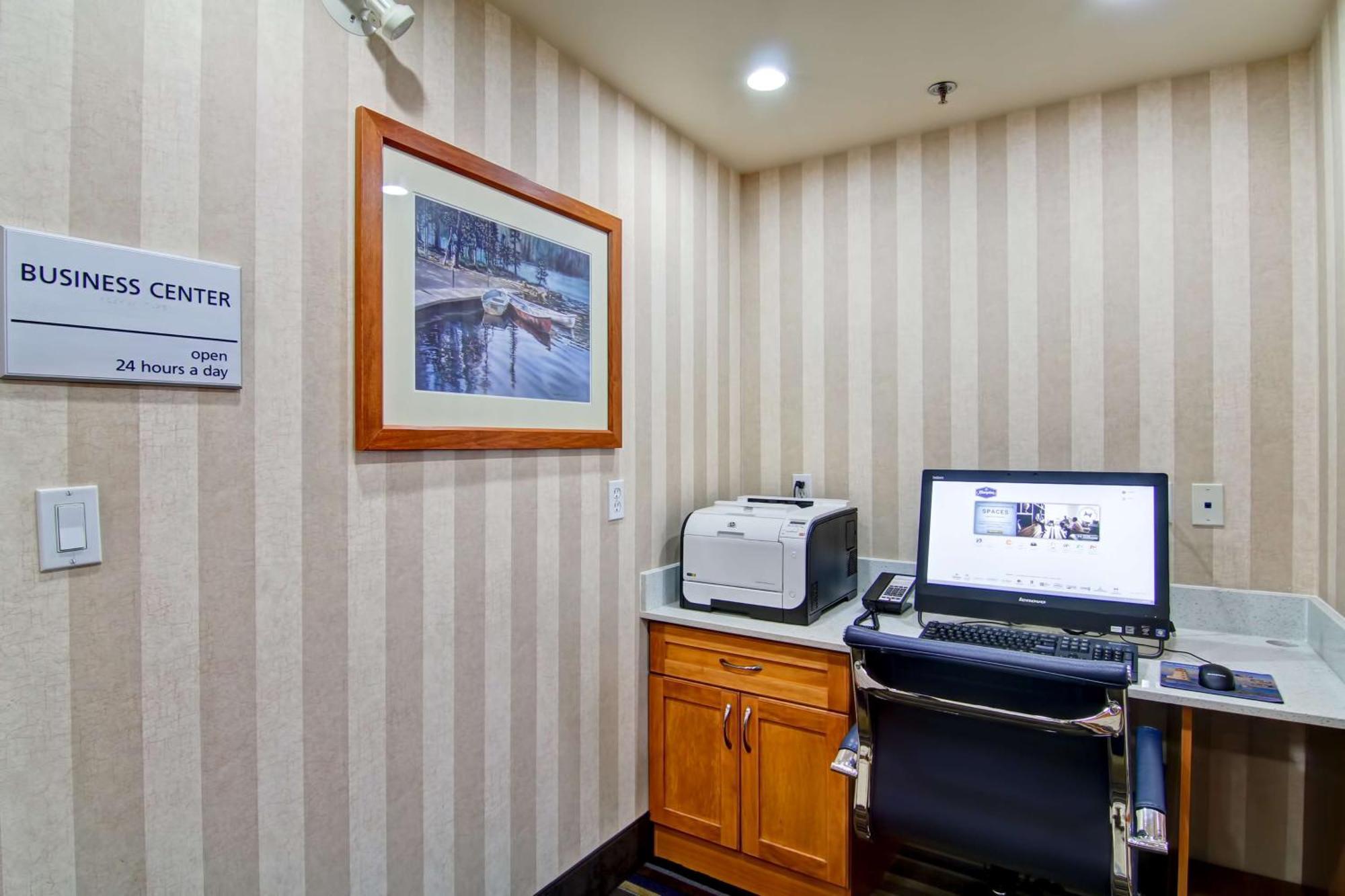 Hampton Inn By Hilton Kamloops Exteriér fotografie