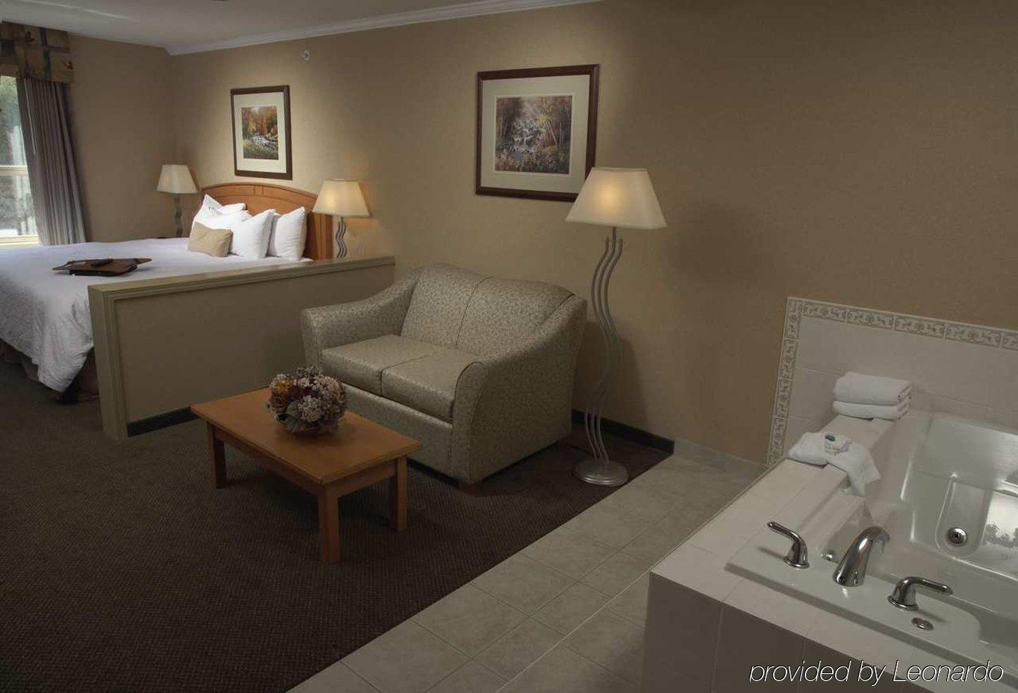 Hampton Inn By Hilton Kamloops Pokoj fotografie